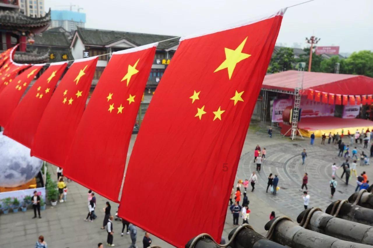 代表委员风采录 | 李世瑶代表:科技赋能农业 让村民的日子越来越好