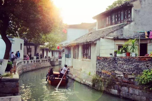 芙蓉区：零点之后每两小时巡查一次路面